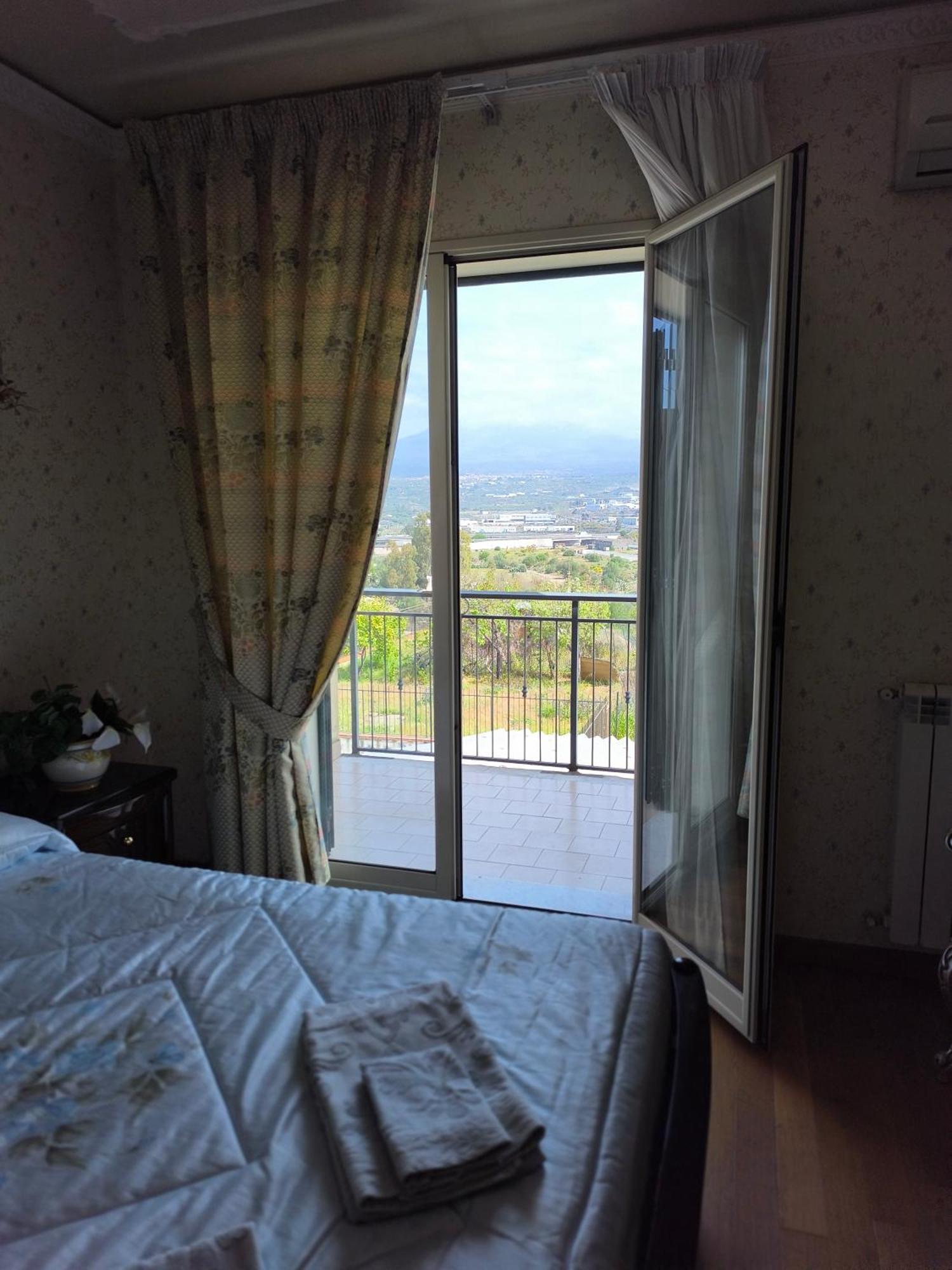 Bed & Breakfast Kalinka Bed & Breakfast Motta Sant' Anastasia Ngoại thất bức ảnh