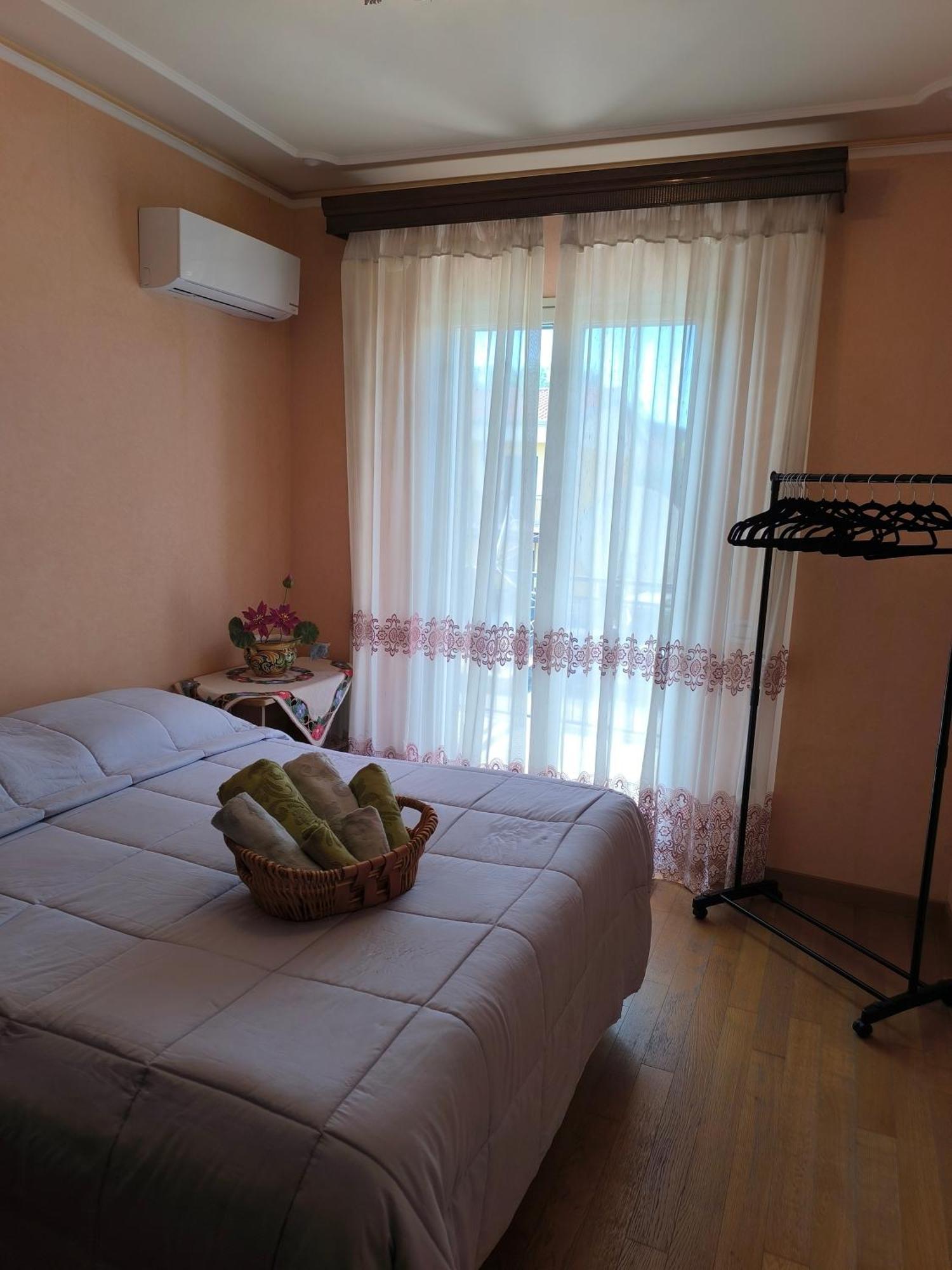 Bed & Breakfast Kalinka Bed & Breakfast Motta Sant' Anastasia Ngoại thất bức ảnh