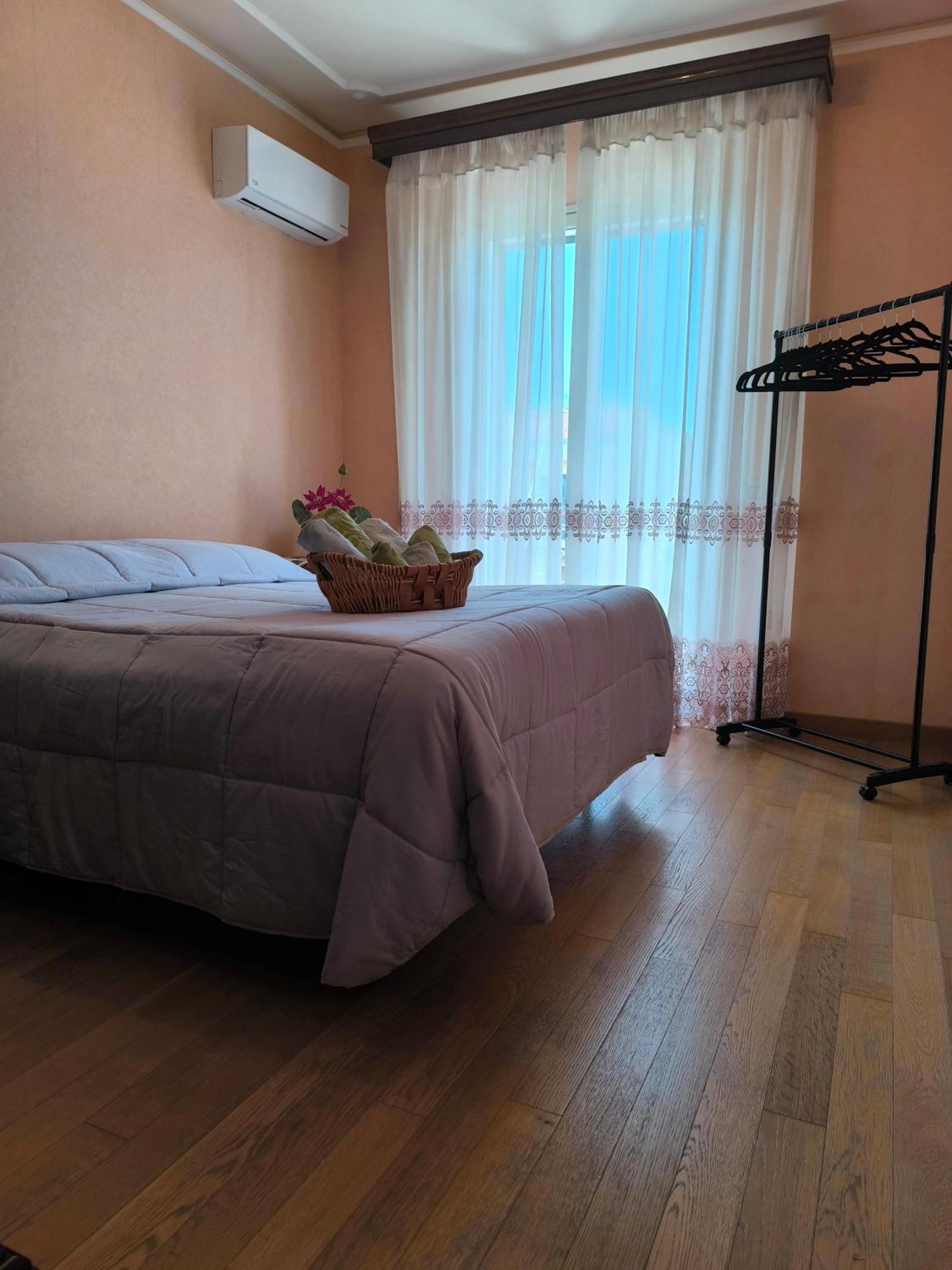 Bed & Breakfast Kalinka Bed & Breakfast Motta Sant' Anastasia Ngoại thất bức ảnh